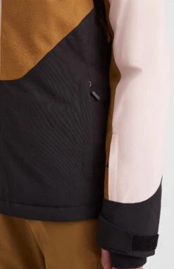 ONEILL - Diamond Jacket - Rood-Multicolour 12 ONEILL - Diamond Jacket - Rood-Multicolour -Ski And Snow Gear 1500008 44021 02 model