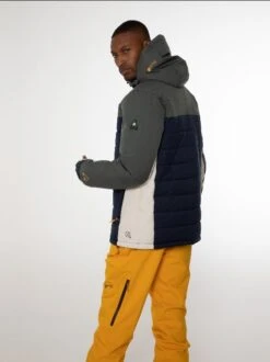 PROTEST - Fishburns Snowjacket - Zwart-Multicolour -Ski And Snow Gear 6711312 938 modelback x 0001